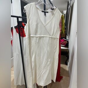White Sleeveless V-Neck Dress